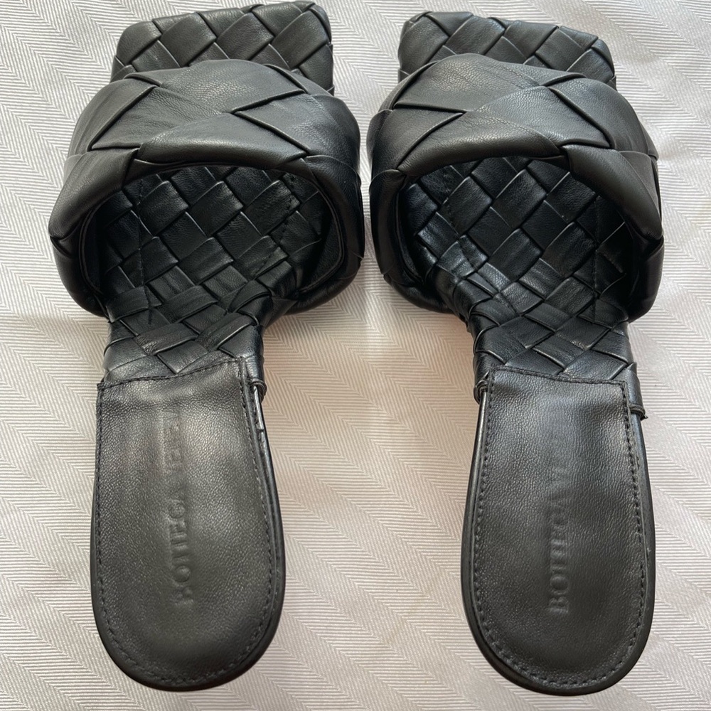 Bottega Venetia Lido lamb leather mules, black 39